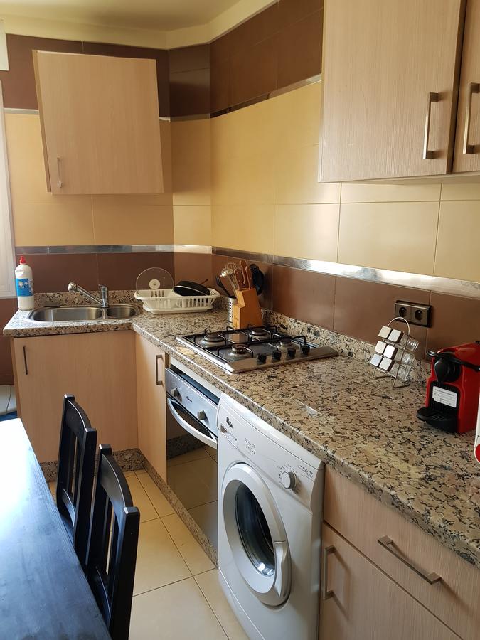 Fnideq Seaside Apartment Екстер'єр фото