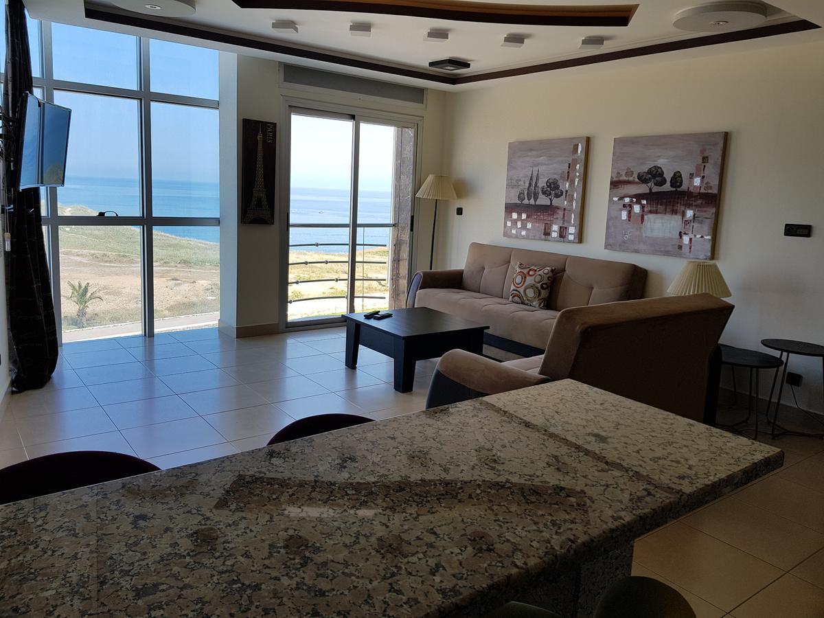 Fnideq Seaside Apartment Екстер'єр фото